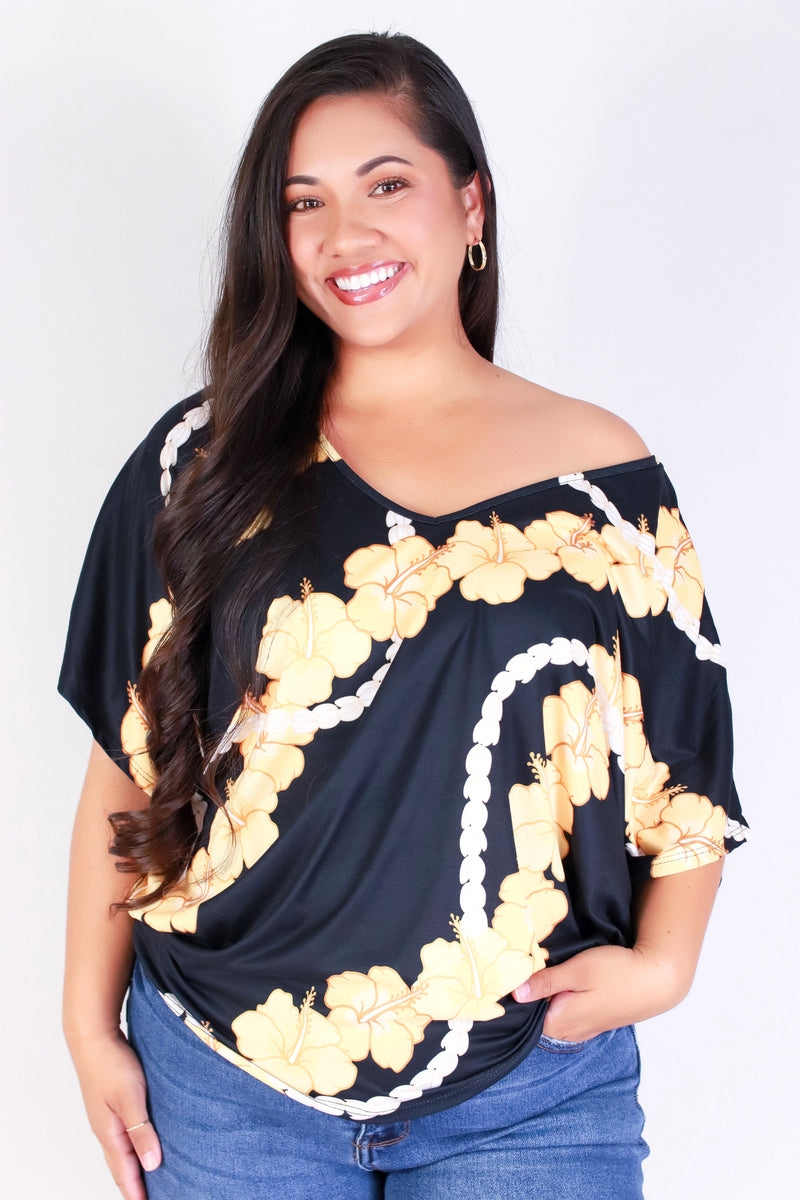 Jeans Warehouse Hawaii - PLUS PRINTED S/S - HIBISCUS PIKAKE DOLMAN TOP | By LUZ
