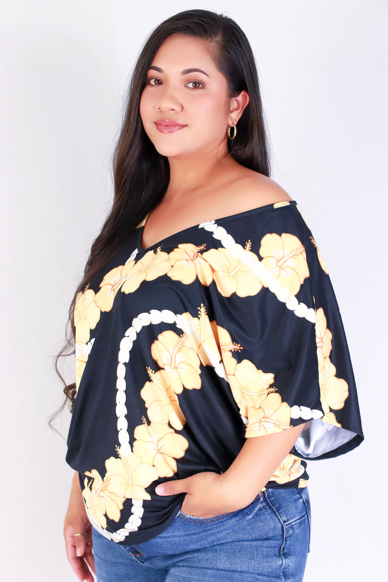 Jeans Warehouse Hawaii - PLUS PRINTED S/S - HIBISCUS PIKAKE DOLMAN TOP | By LUZ