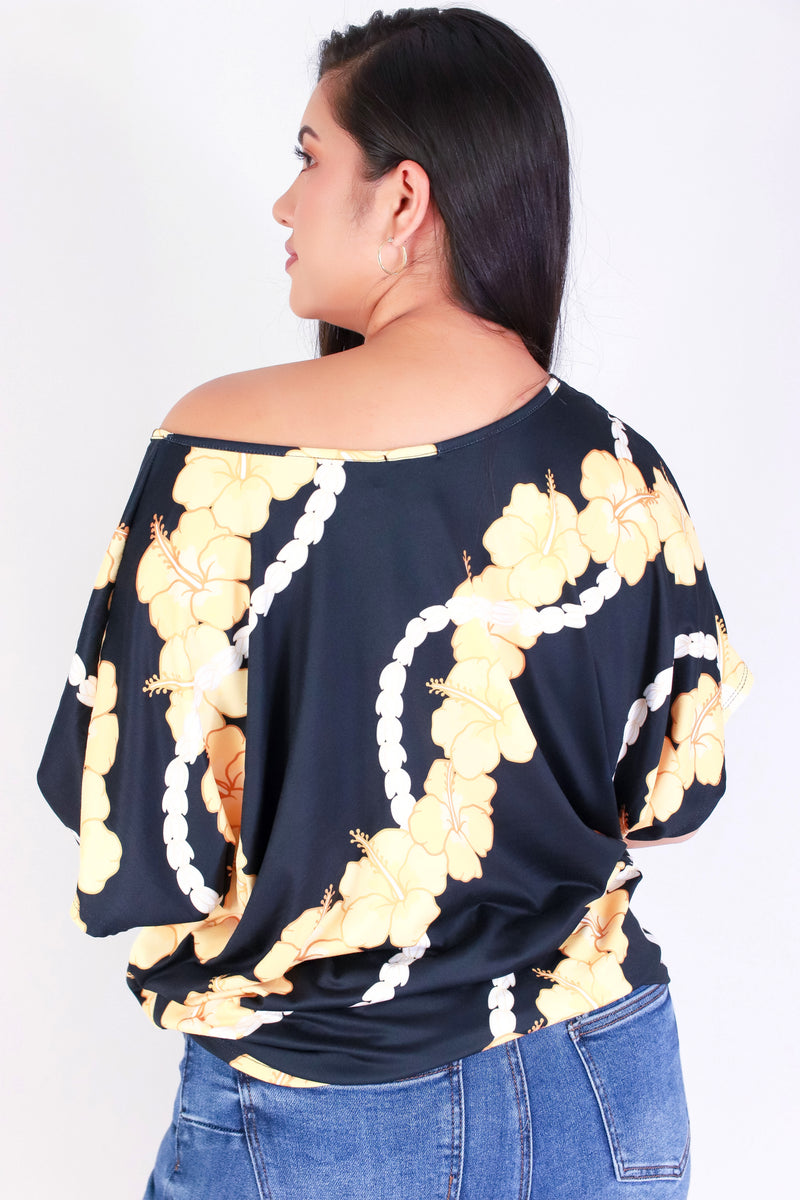 Jeans Warehouse Hawaii - PLUS PRINTED S/S - HIBISCUS PIKAKE DOLMAN TOP | By LUZ