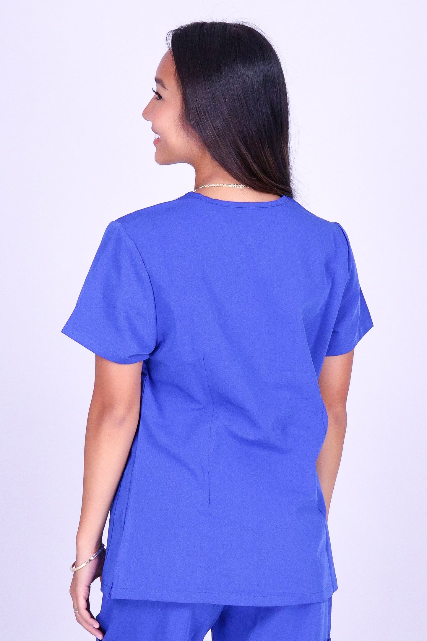LEI DAY SCRUB TOP