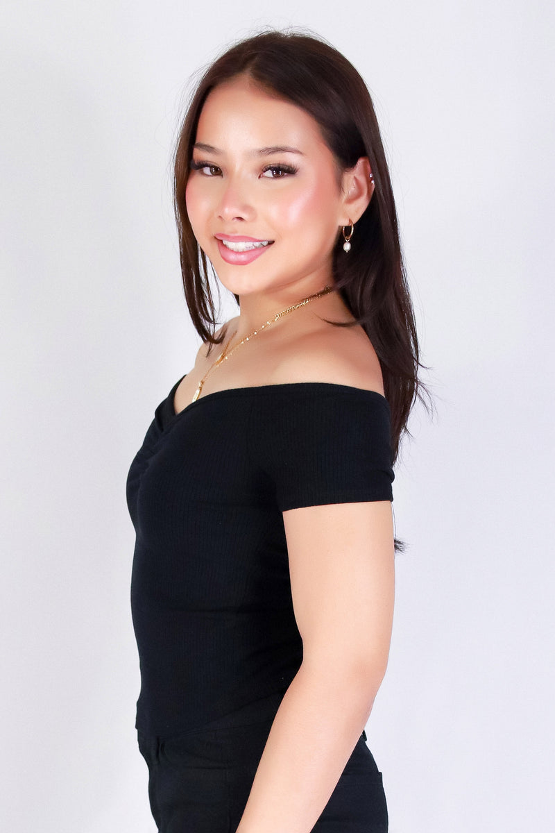 SWEET EXPOSURE OFF SHOULDER TOP
