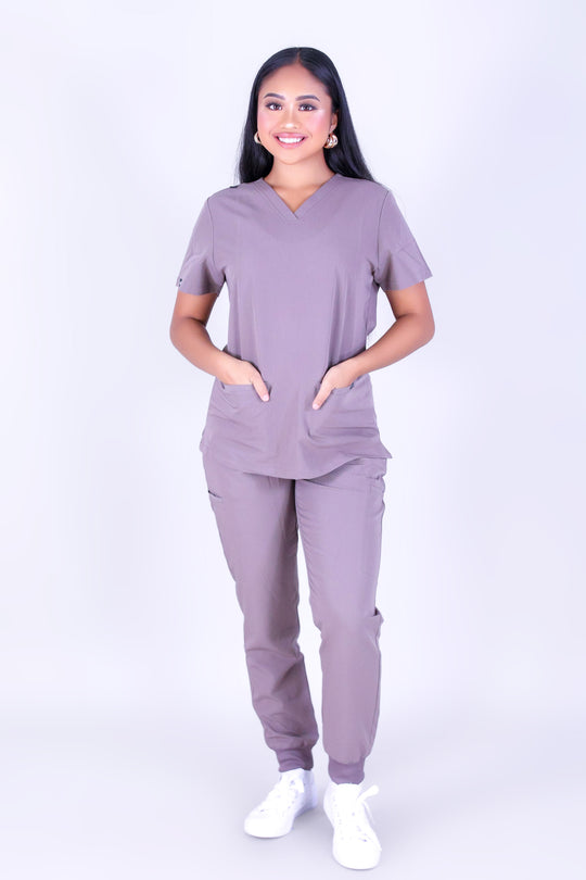 EVERYDAY HEALING SCRUB