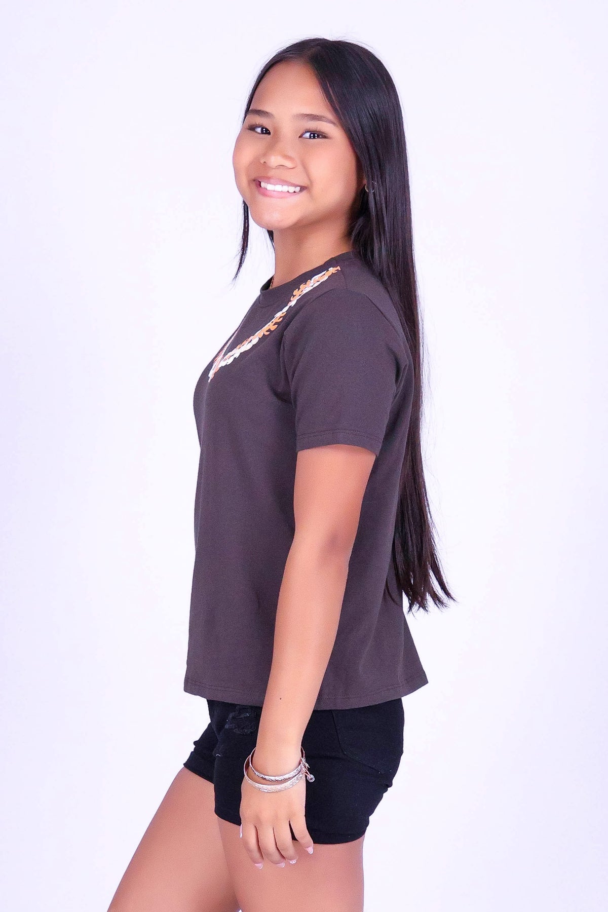 PUAKENIKENI PIKAKE OVERSIZED LEI TEE | KIDS SIZE 4-14