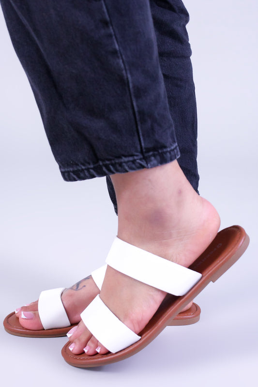 DOUBLE STRAP OPEN TOE FLAT