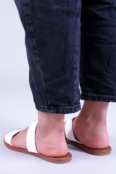 DOUBLE STRAP OPEN TOE FLAT
