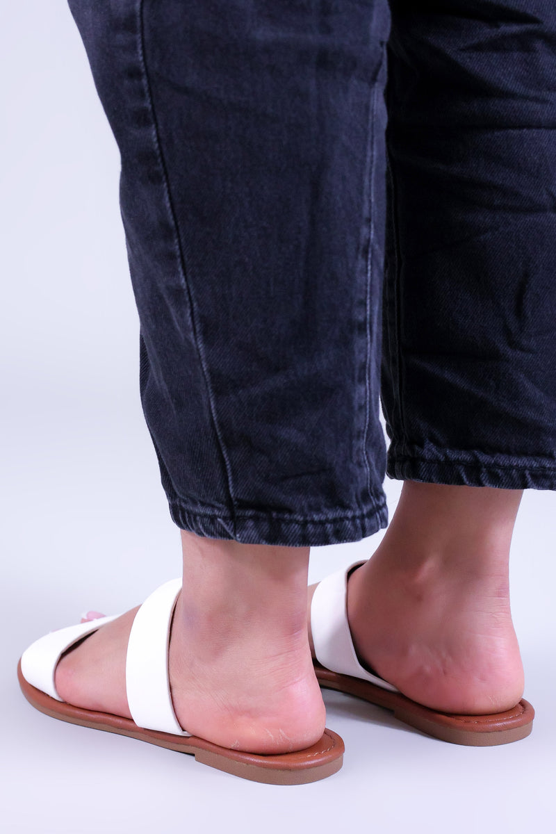 DOUBLE STRAP OPEN TOE FLAT