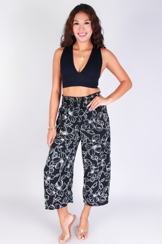 WILDFLOWER WONDER SMOCKED WAIST CAPRI'S