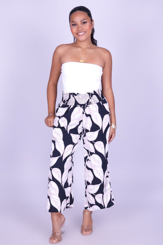 ISLAND OASIS SMOCKED WAIST CAPRI'S