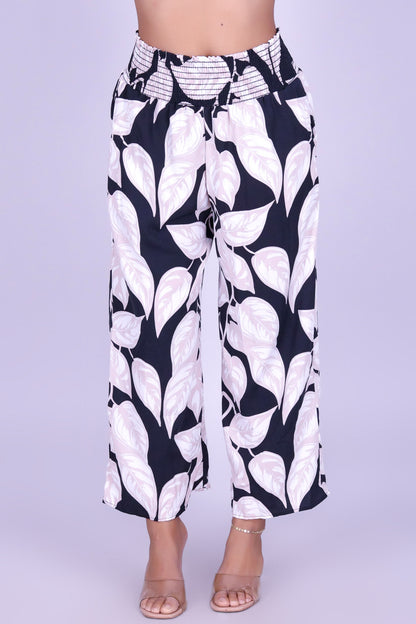 ISLAND OASIS SMOCKED WAIST CAPRI'S