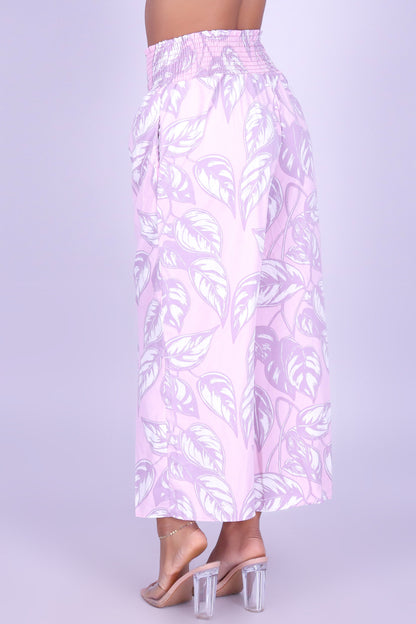 ISLAND OASIS SMOCKED WAIST CAPRI'S