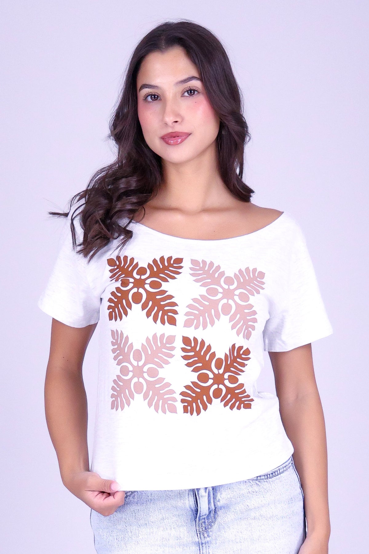 4 ULU QUILT OFF SHOULDER TEE
