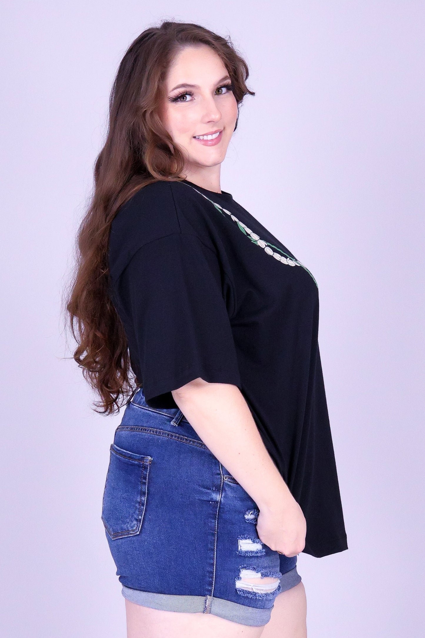 TI LEAF PIKAKE OVERSIZED LEI TEE