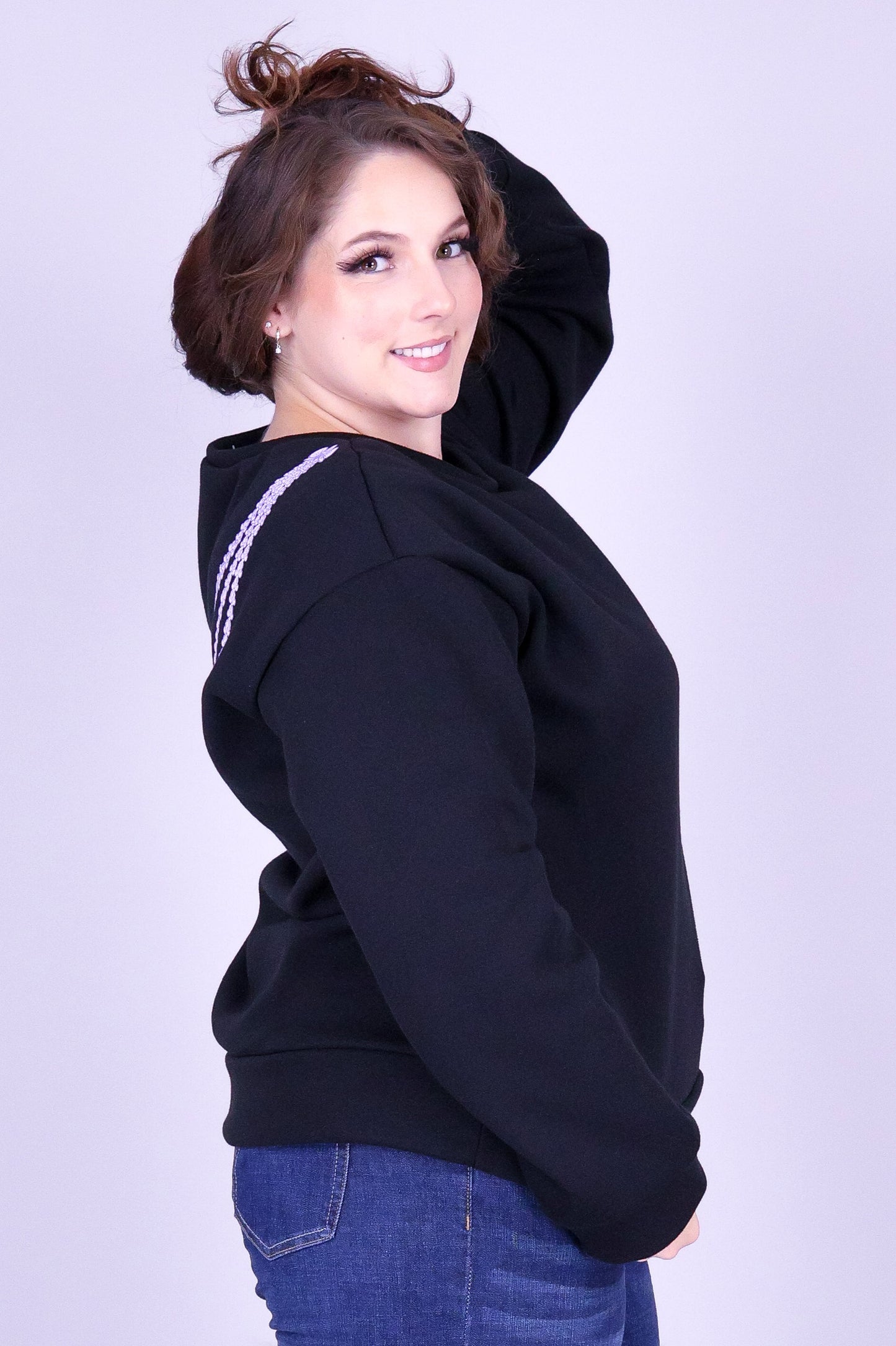 ORCHID CROWN FLOWER LEI BACK SWEATER