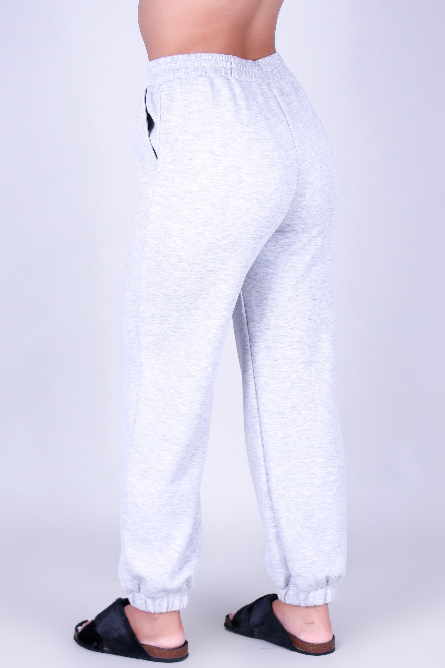 PRETTY CHILL JOGGER