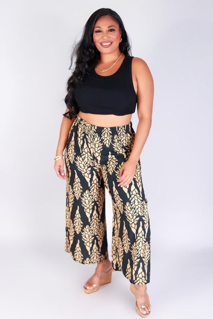 Jeans Warehouse Hawaii - PLUS PRINT WOVEN CAPRI'S - GINGER CAPRI'S | By LUZ