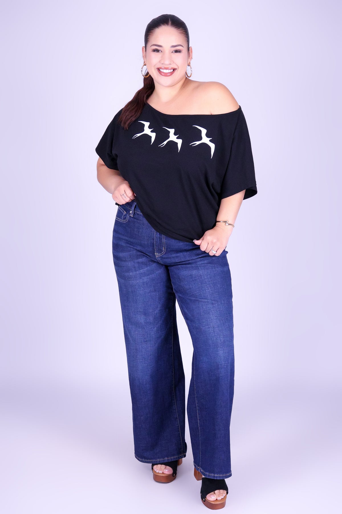 3 IWA OFF SHOULDER TEE