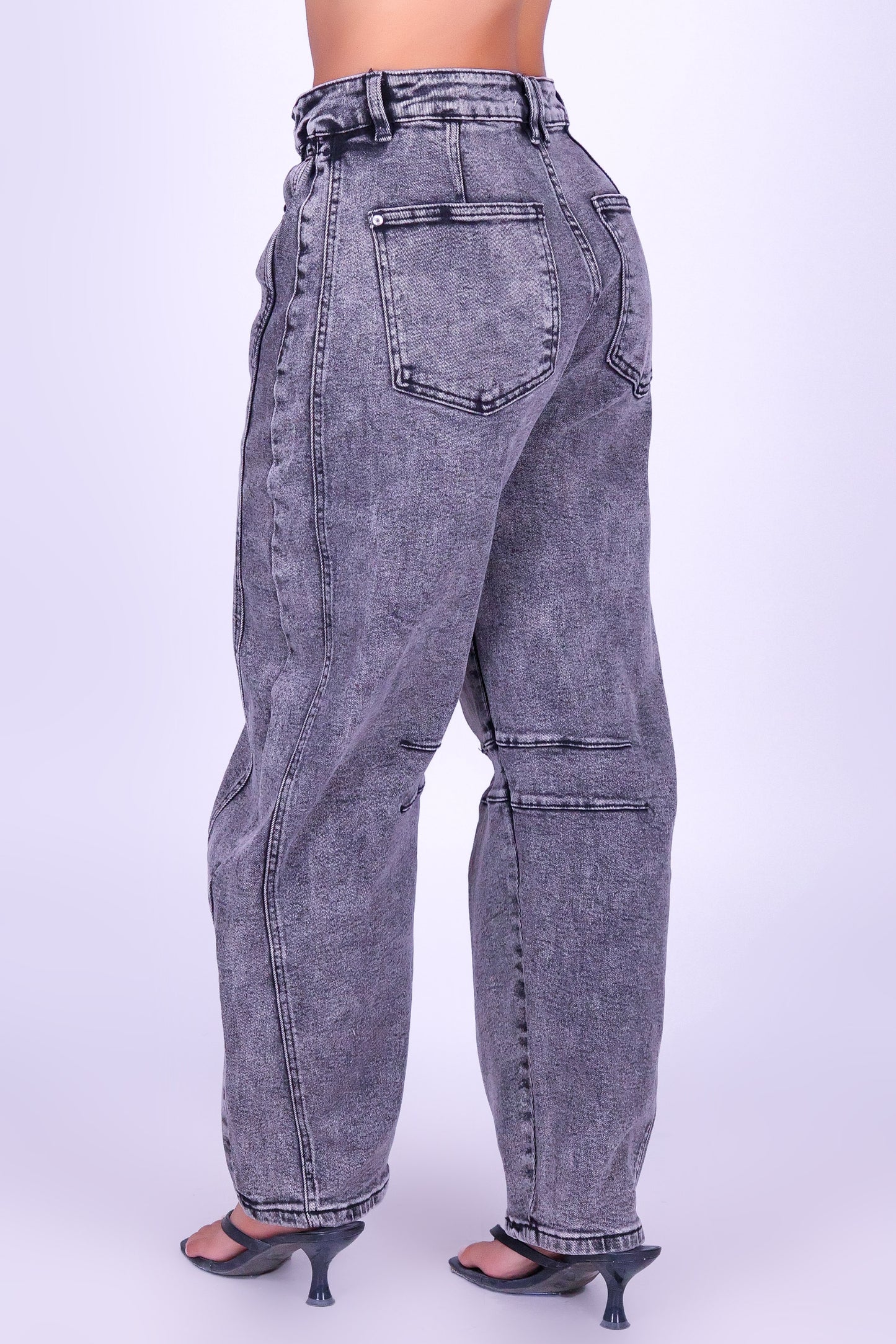 THE CURVE EDIT BARREL JEANS