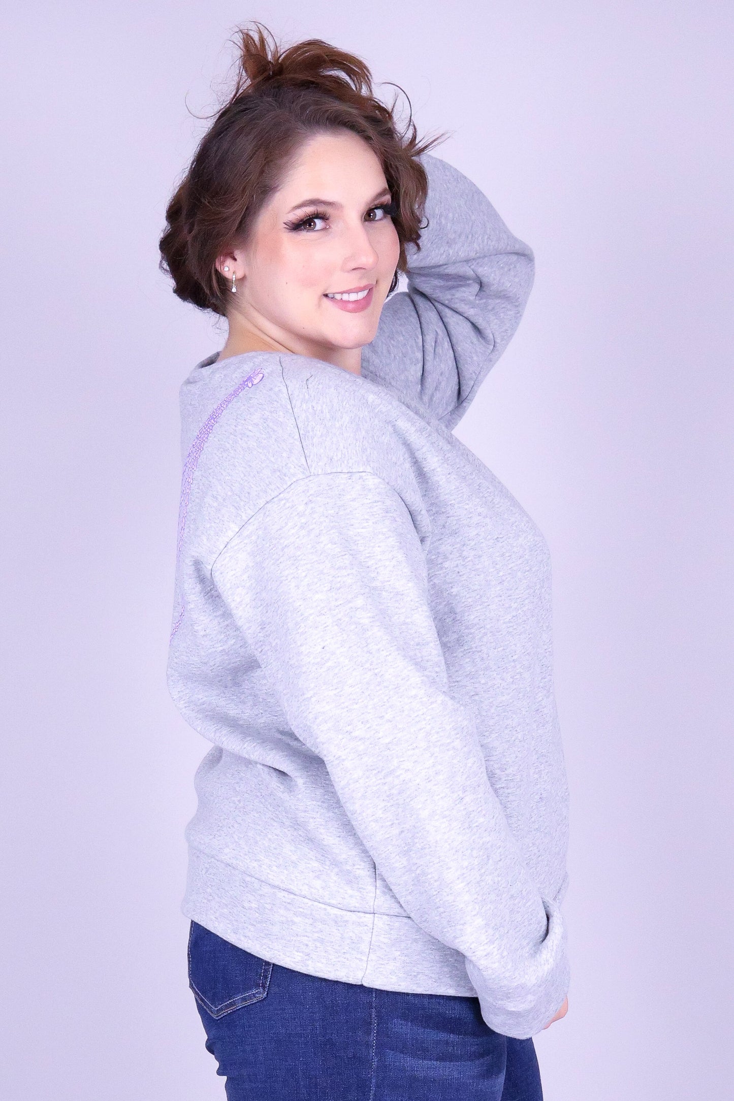 ORCHID CROWN FLOWER LEI BACK SWEATER