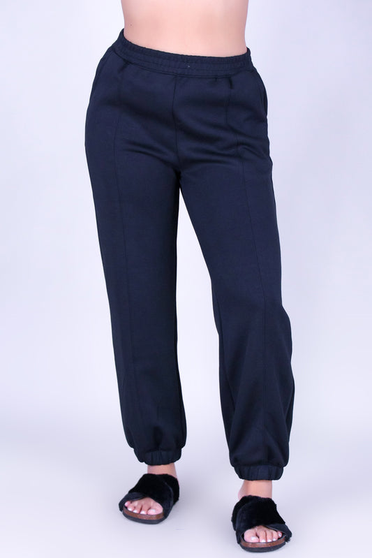 PRETTY CHILL JOGGER