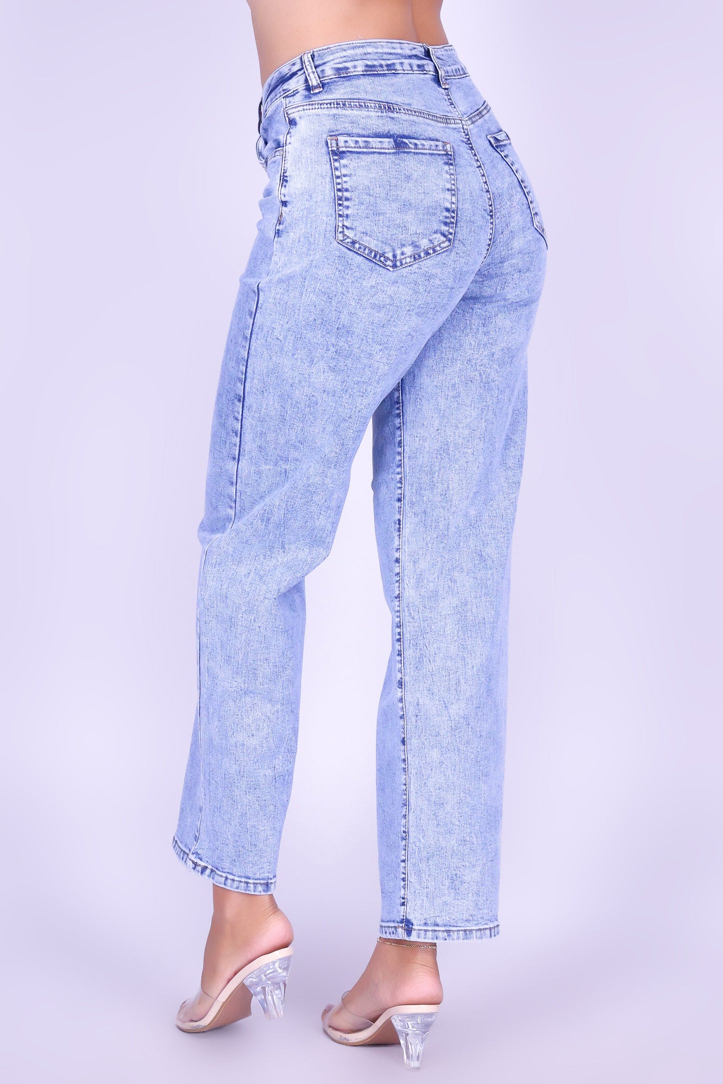 EVERYDAY RELAXED JEANS