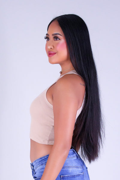 PRETTY IN BASIC CROP TANK
