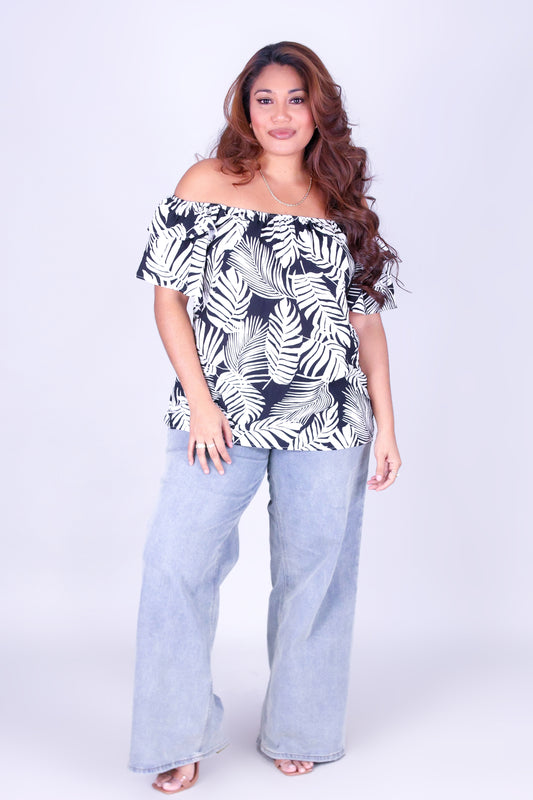 RESORT EDIT OFF SHOULDER TOP