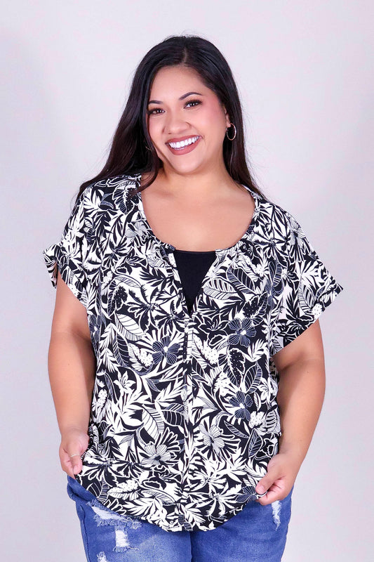 WILD PETAL TOP