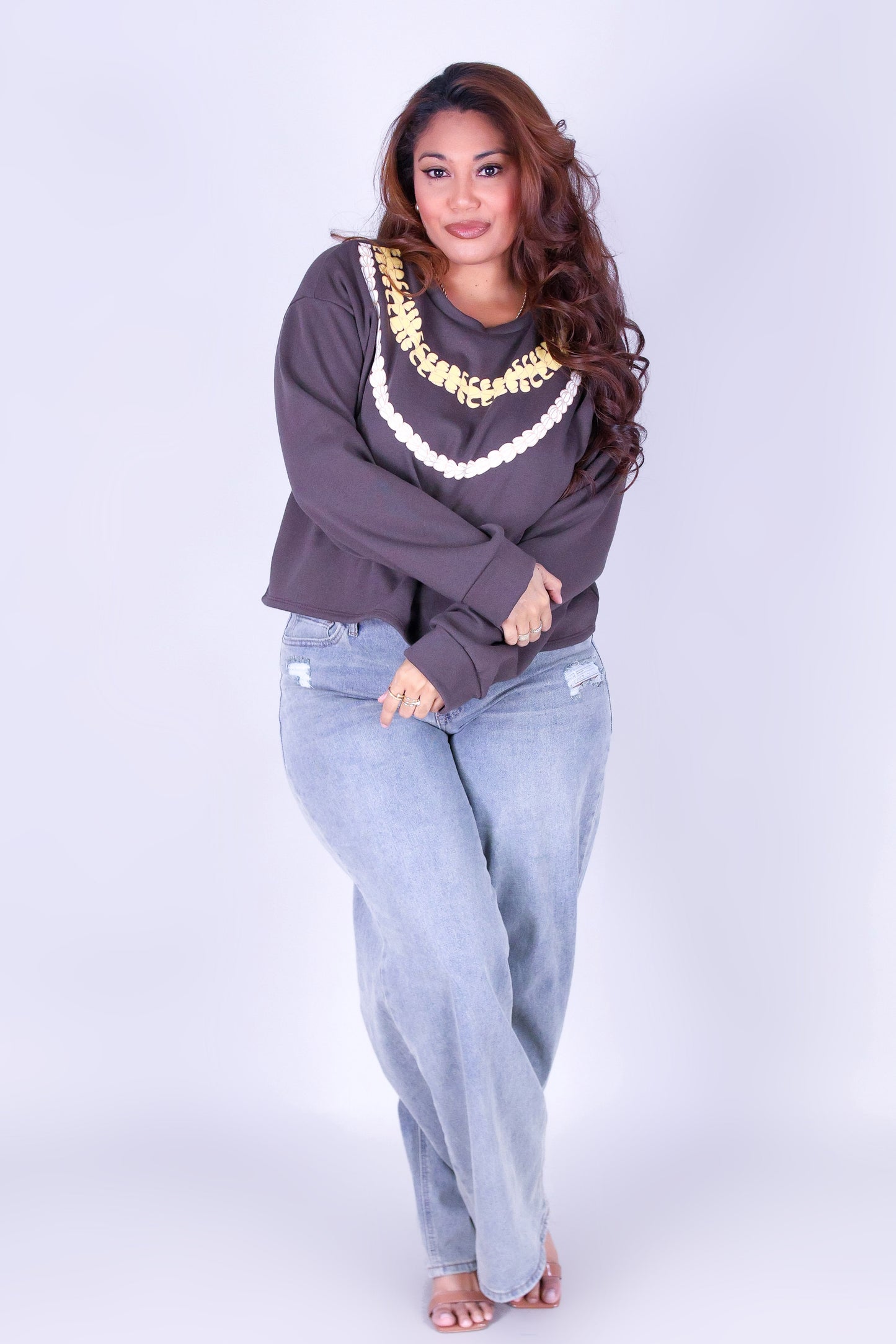 PUAKENIKENI PIKAKE LEI SWEATER