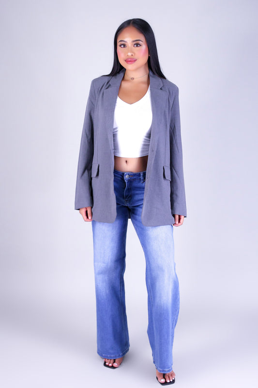 PRETTY POWER OVERSIZED BLAZER