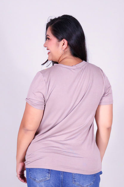 INTERTWINED LEI TEE