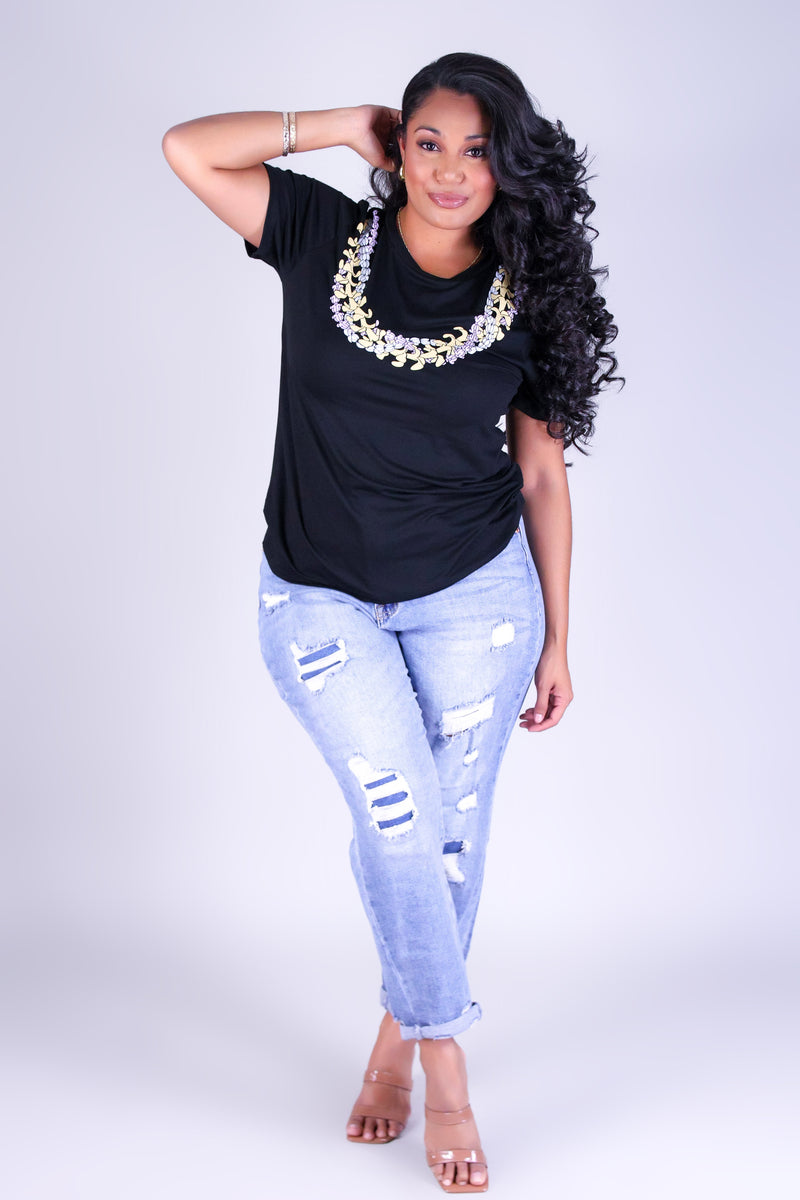 PUAKENIKENI PIKAKE MULTI LEI TEE