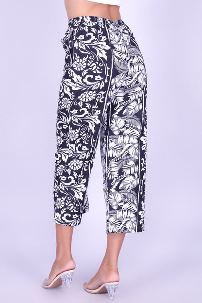 WANDERLUST CAPRI'S