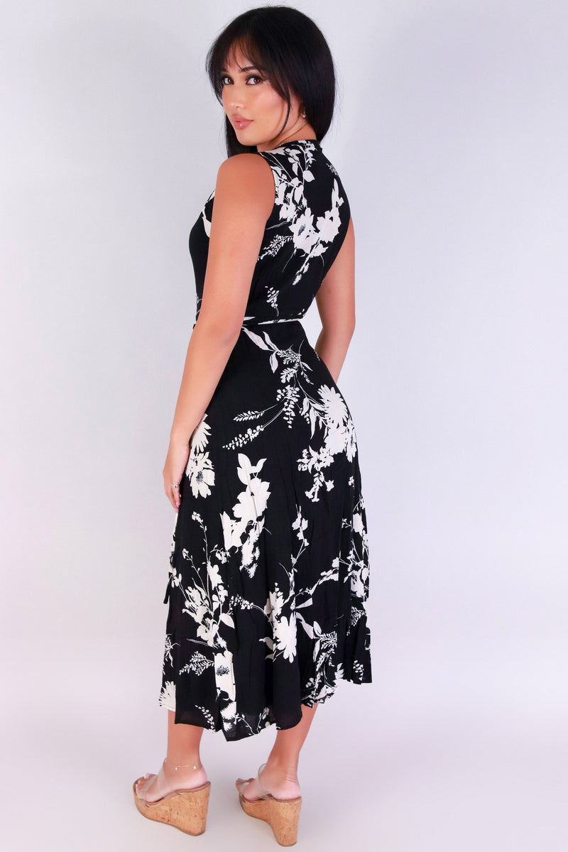Jeans Warehouse Hawaii - PRINT LONG DRESSES - FRESH AND FLORAL DRESS | By ROKOKO