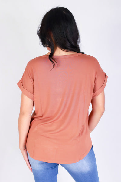 MODERN MUSE TEE
