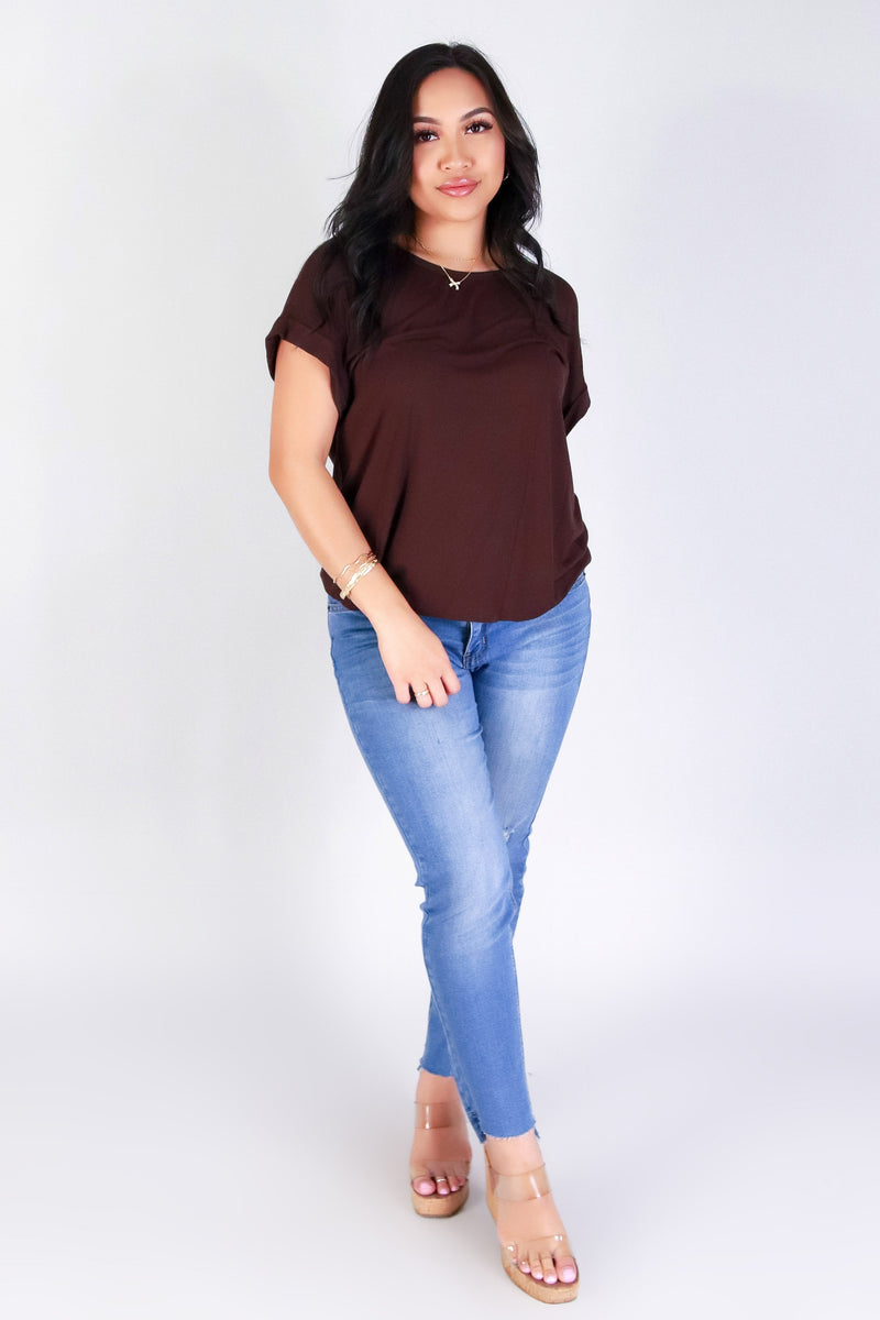 MODERN MUSE TEE