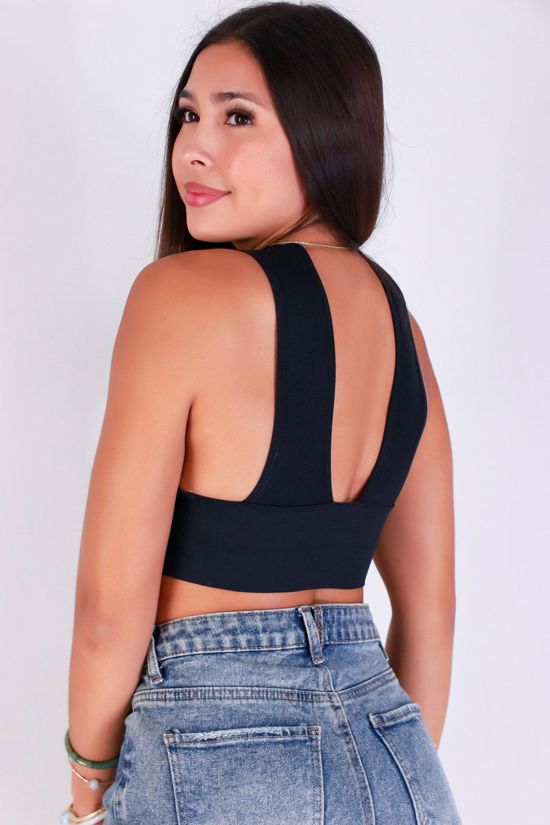 Jeans Warehouse Hawaii - TANK/TUBE SOLID BASIC - HERE FOR IT CROP TOP | By ANWND