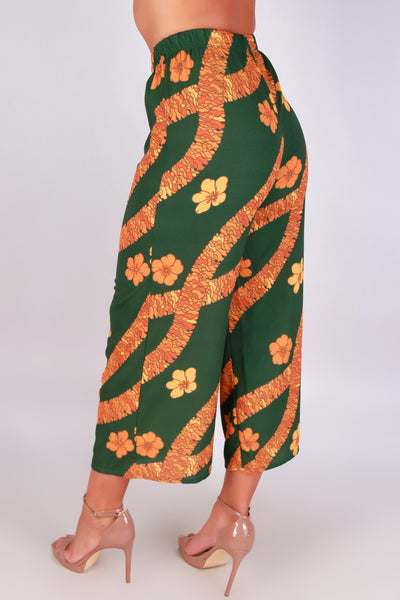 Jeans Warehouse Hawaii - PRINT WOVEN CAPRI'S - ILIMA WOVEN CAPRI'S | By LUZ