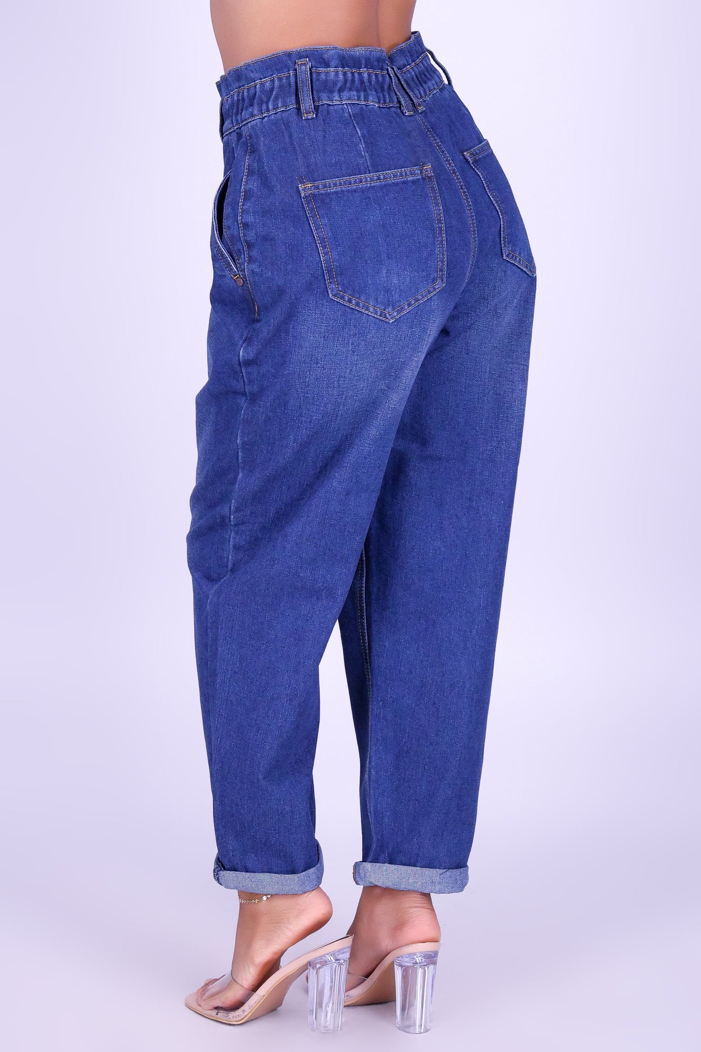 CURVED APPEAL BARREL JEANS