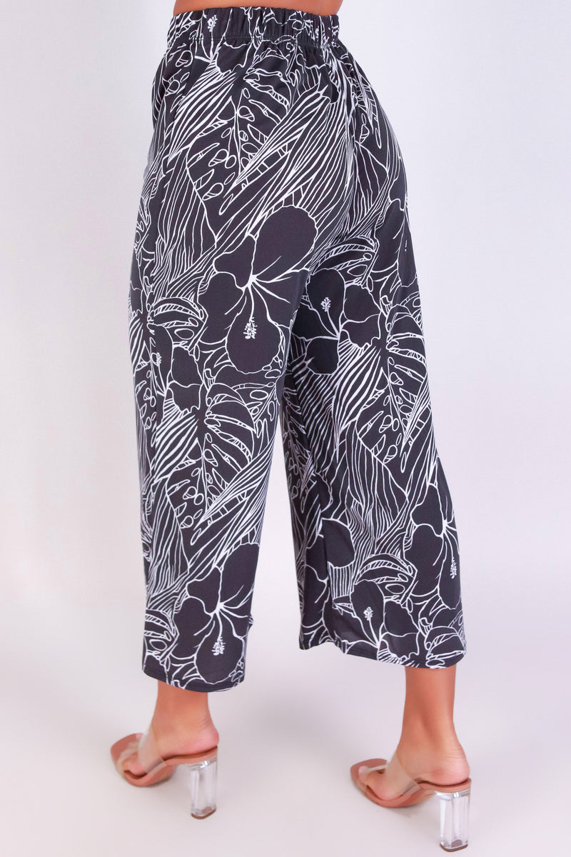 Jeans Warehouse Hawaii - PRINT KNIT CAPRI&