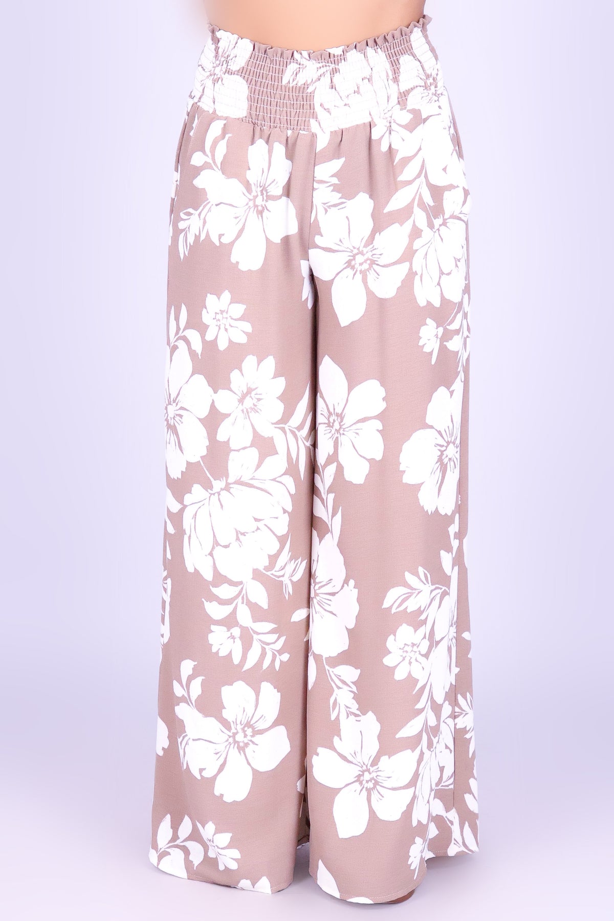 WITH INTENTION SMOCKED WAIST PANTS