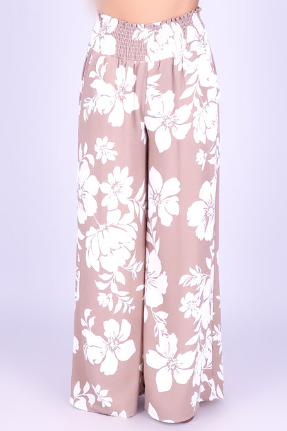 WITH INTENTION SMOCKED WAIST PANTS