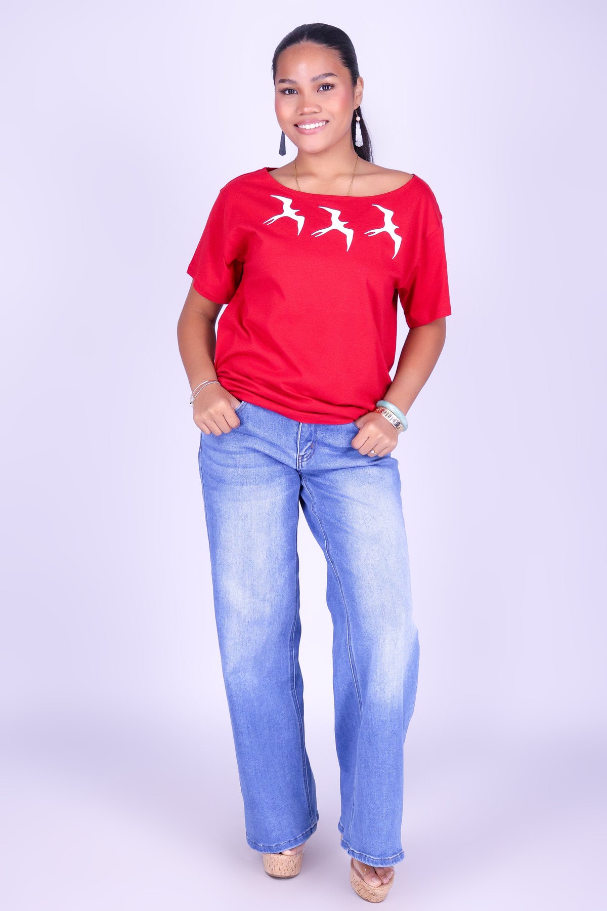 3 IWA OVERSIZED OFF SHOULDER TEE