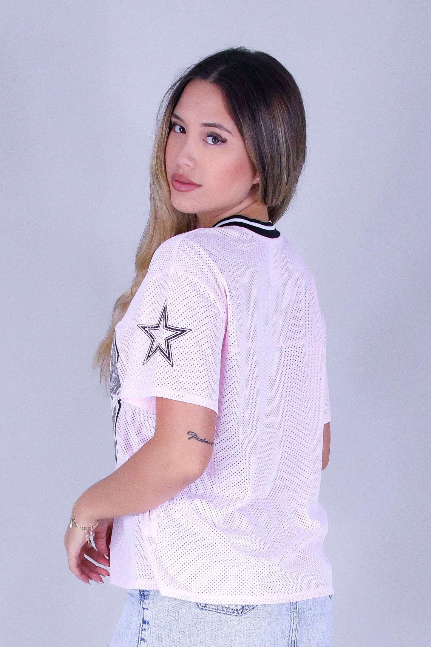 PRETTY PLAYER JERSEY