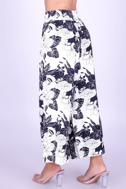 COCONUT COAST SMOCKED WAIST CAPRI'S