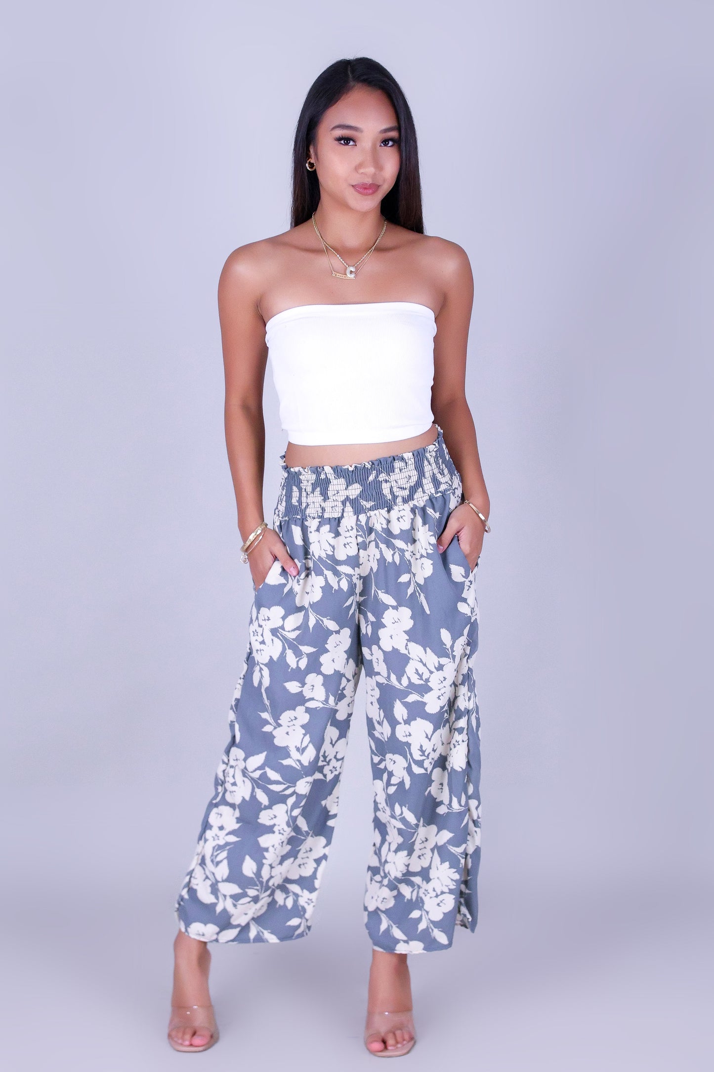 SECRET GARDEN CAPRI'S