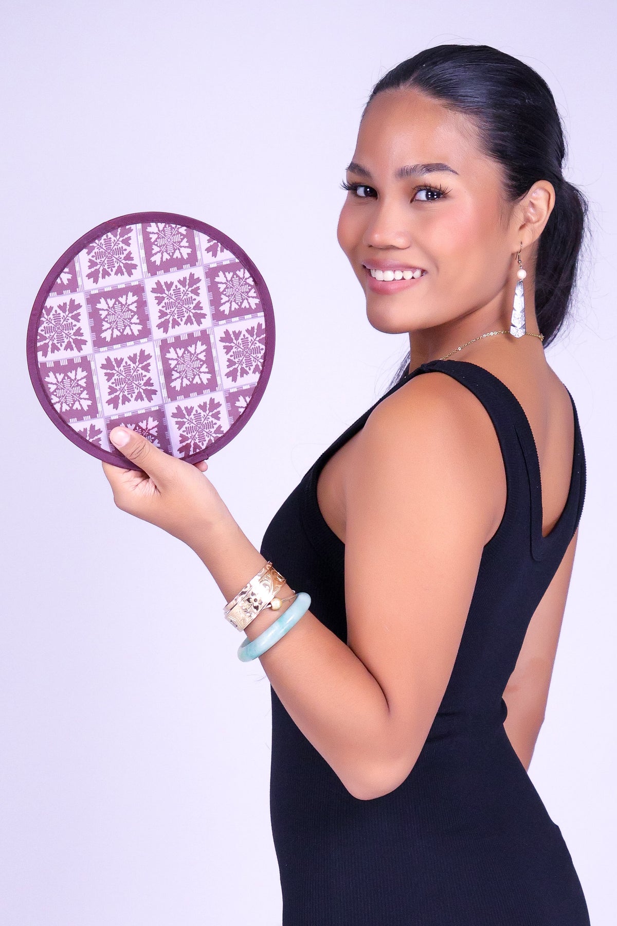 ULEI QUILT FOLDABLE FAN