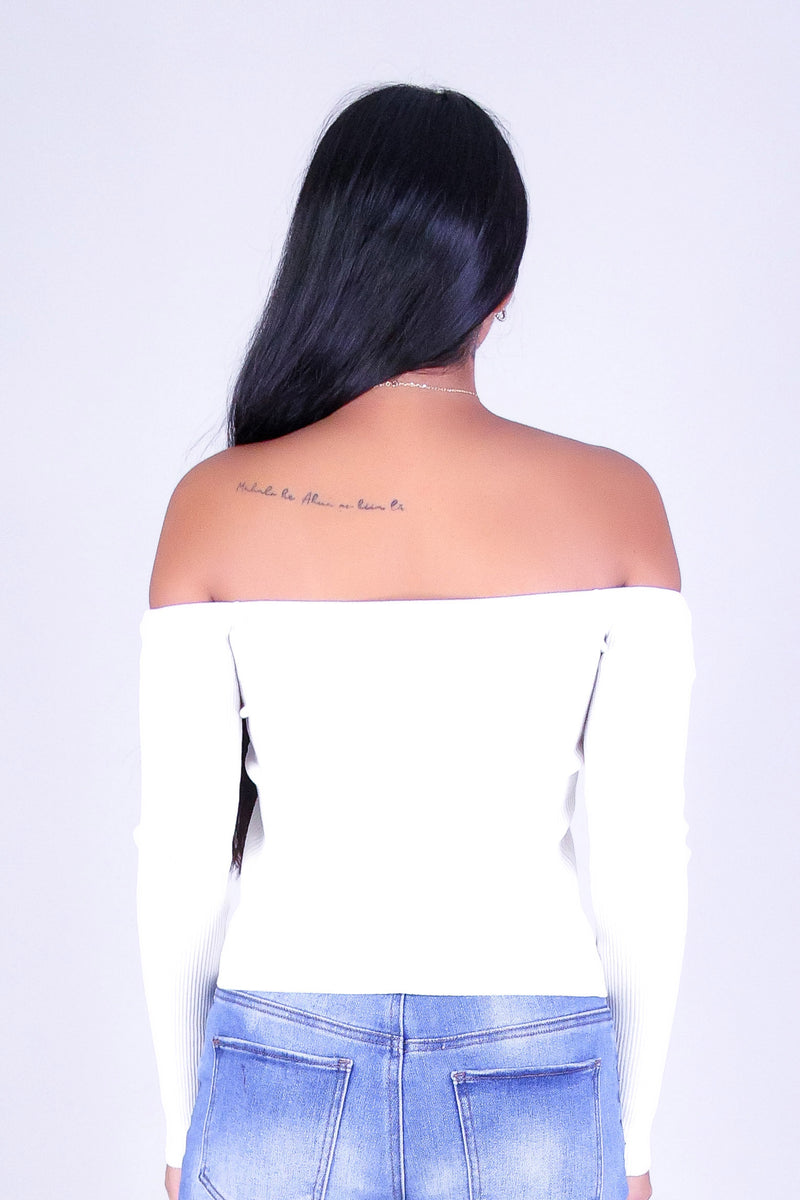 EFFORTLESS GLOW SWEATER FLYAWAY TOP