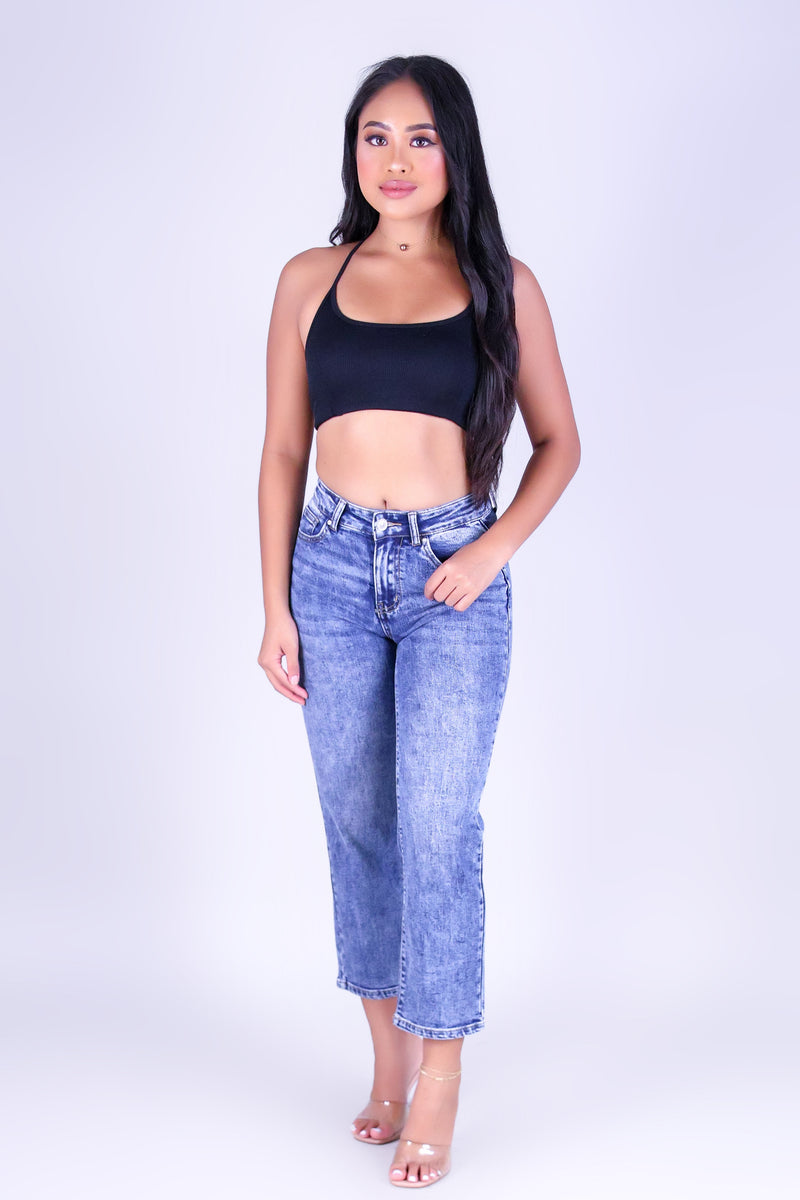 LET ME HELP YOU CROPPED JEANS