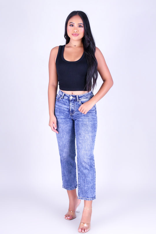 SCOOP ME UP CROP TANK