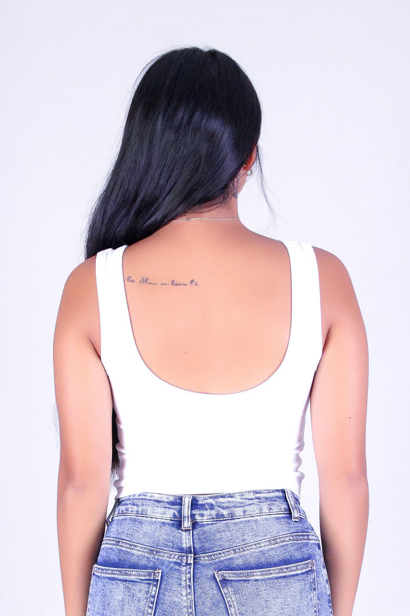SCOOP ME UP CROP TANK